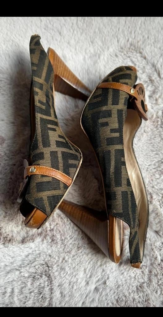 Fendi Size 27,5, Ophalen of Verzenden, Bruin