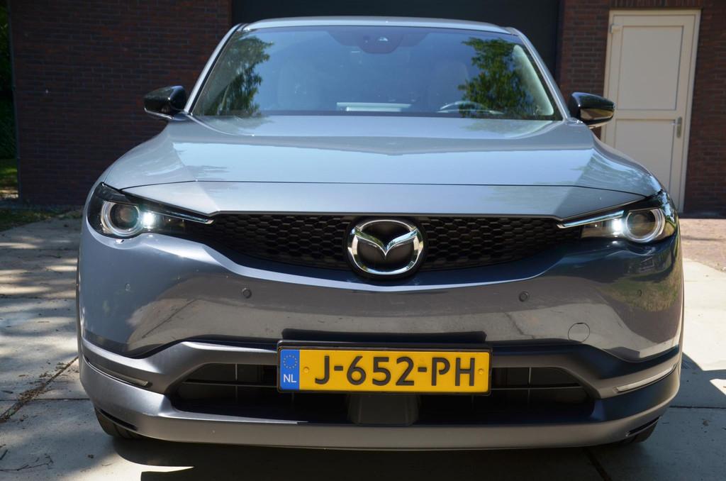 Mazda MX-30 e-SkyActiv 145 First Edition 36 kWh Mazda MX-30, 145 pk, Stof, Gebruikt, Origineel Nederlands
