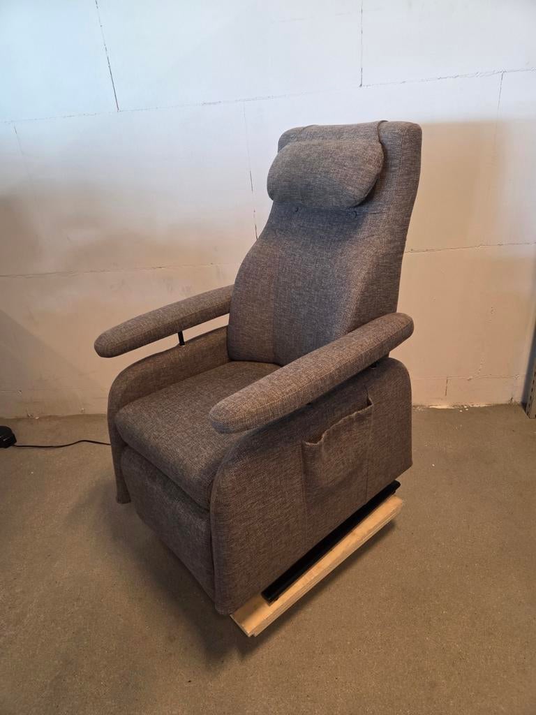 DOGE Sta op stoel / opsta stoel, Ophalen, Minder dan 75 cm, Stof, 50 tot 75 cm