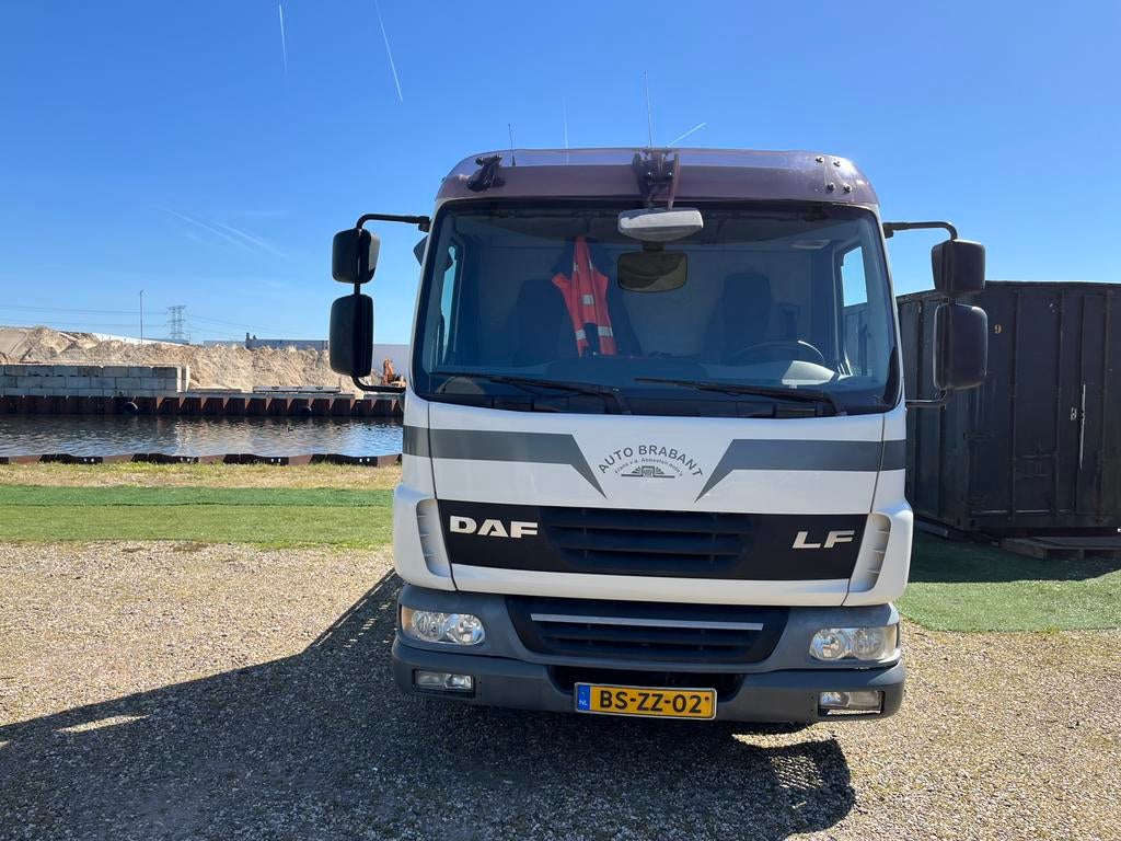 Daf LF 45 180 oprijwagen, Auto's, Vrachtwagens, Automaat, Euro 5, Stoelverwarming, Wit