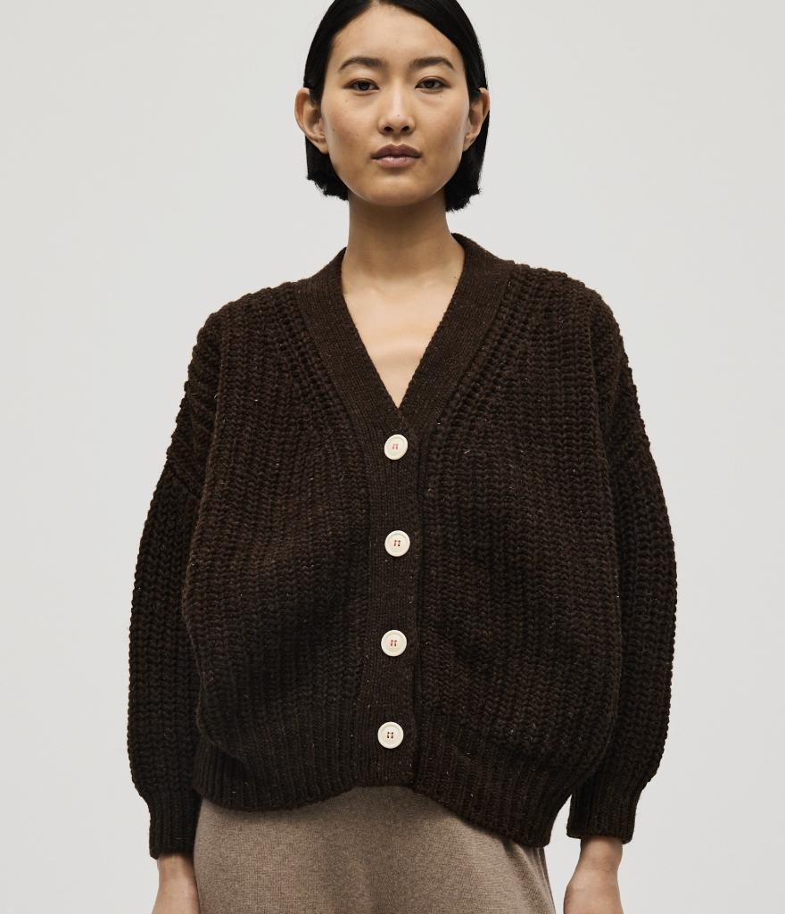 Babaa donkerbruin vest no19 in de kleur Earth one size (M), Maat 38/40 (M), Babaa, Bruin, Verzenden