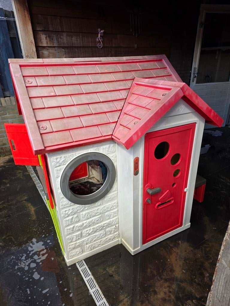 Smoby speelhuisje met picnicbankje, Ophalen, Gebruikt, Kunststof