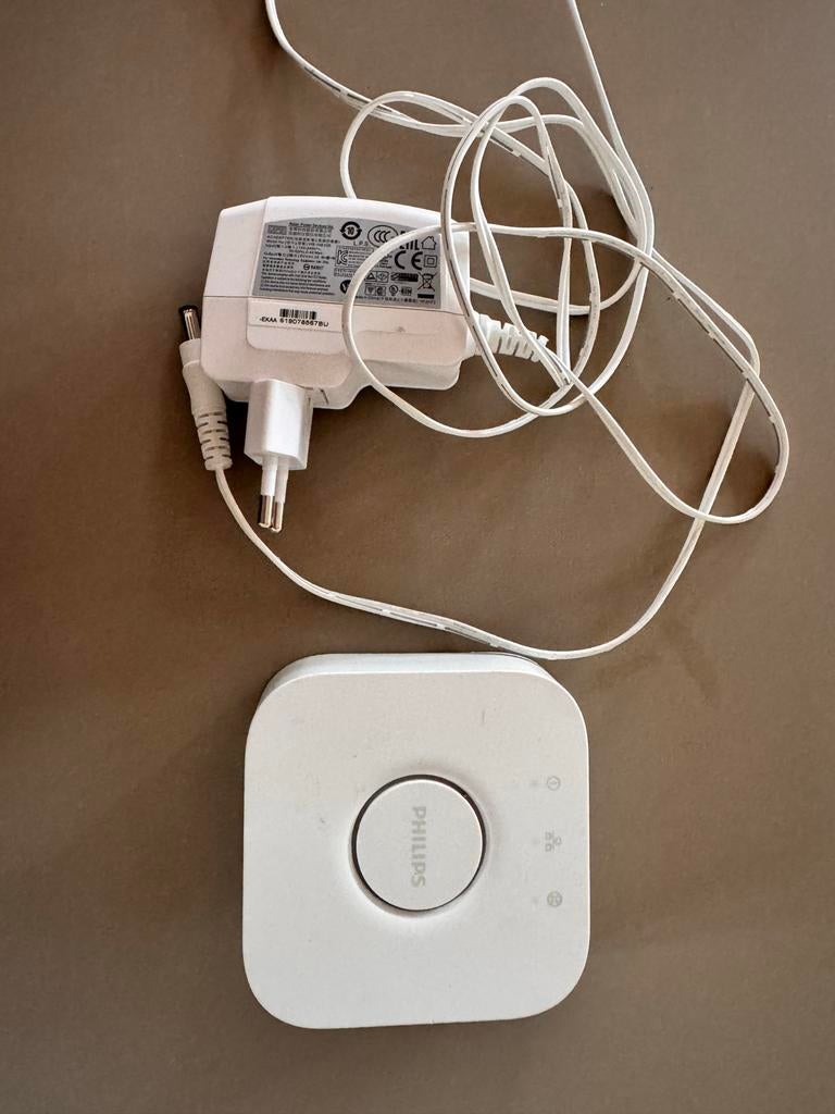 Philips Hue Bridge V2 met adapter, Huis en Inrichting, Lampen | Overige, Ophalen of Verzenden, Gebruikt