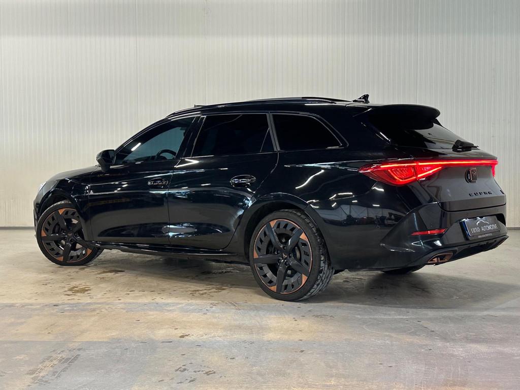 Cupra Leon Sportstourer 1.4 e-Hybrid 245 VZ | PANO | KAMELEO, Auto's, Cupra, Gebruikt, Euro 6, 4 cilinders, 150 pk