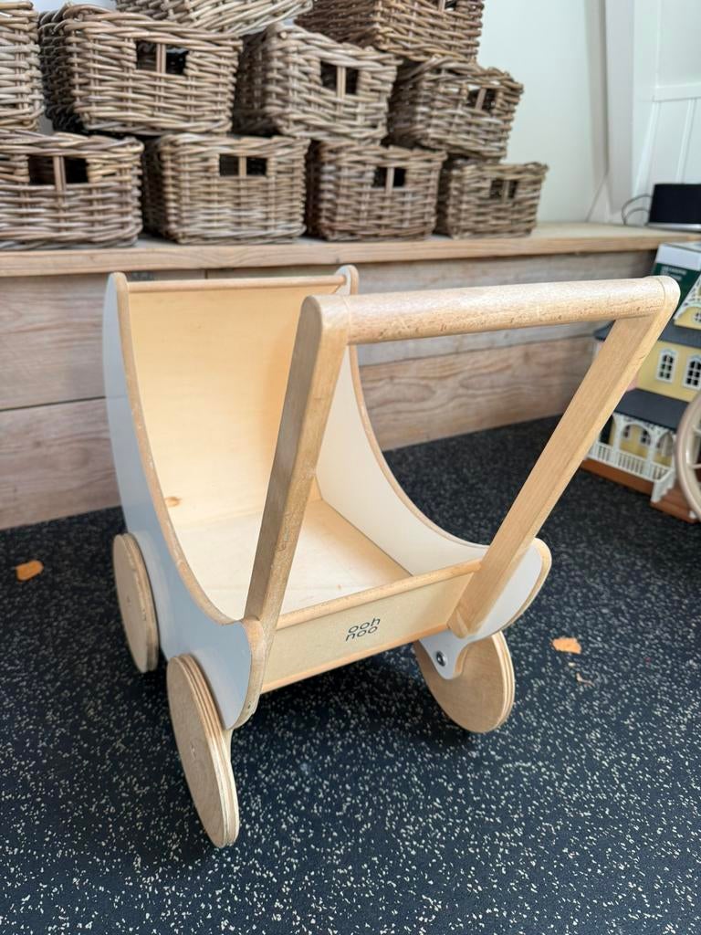 Houten Poppenwagen Loopwagen - Houten Kinderwagen - 50x30x45, Ophalen, Zo goed als nieuw