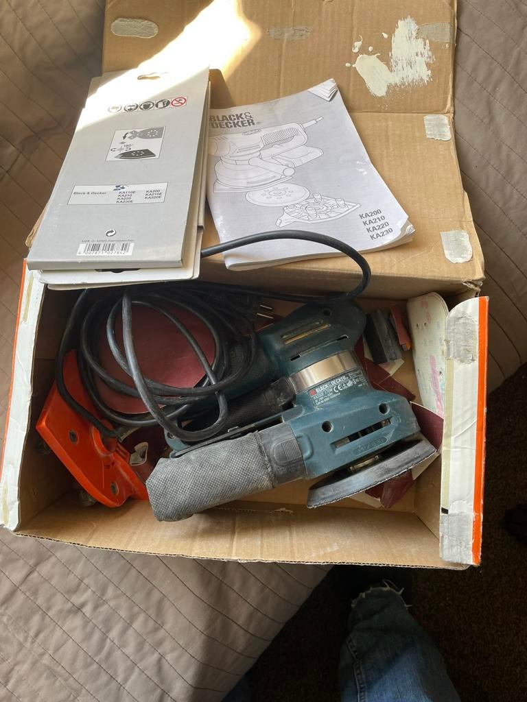 Black en Decker, Ophalen of Verzenden, Zo goed als nieuw, Minder dan 600 watt, Vlakschuurmachine