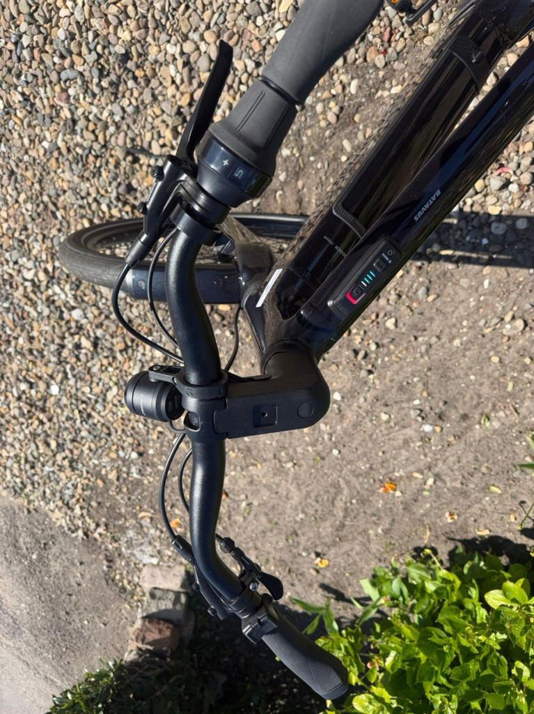 Batavus Razer E-go Exclusive, 400 Wh Mixed Adviesprijs: 3999, -, - 0
-, NL, Batavus, Nieuw