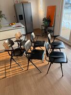 Set van 6 vintage stoelen - waarvan 2 ahrend revolt, Gebruikt, Zwart, Ophalen of Verzenden, Metaal