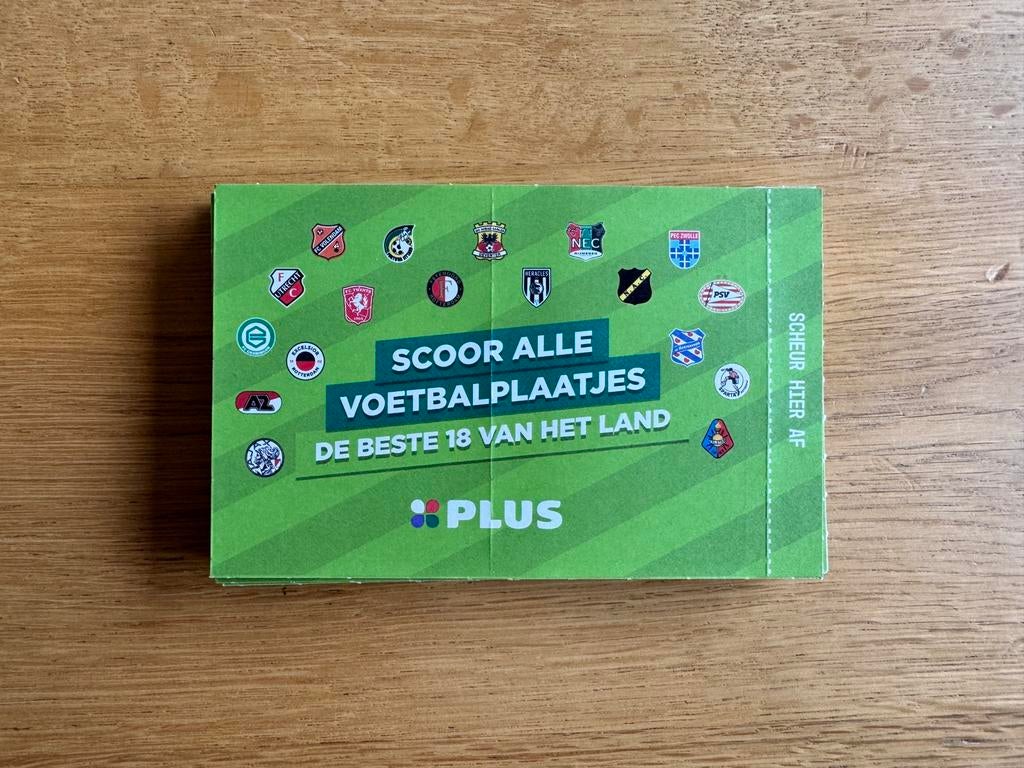 Plus voetbalplaatjes 19 stuks opgeopend, Plus, Ophalen