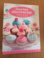Taarten Decoreren - 2 verzamelmappen (30 magazines), Ophalen of Verzenden, Taarten, Boek of Tijdschrift