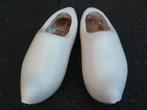 1 Paar houten kinderklompjes: Gebruiken-decoratie-plantje?, Ophalen of Verzenden, Zo goed als nieuw, Jongen of Meisje, Overige typen
