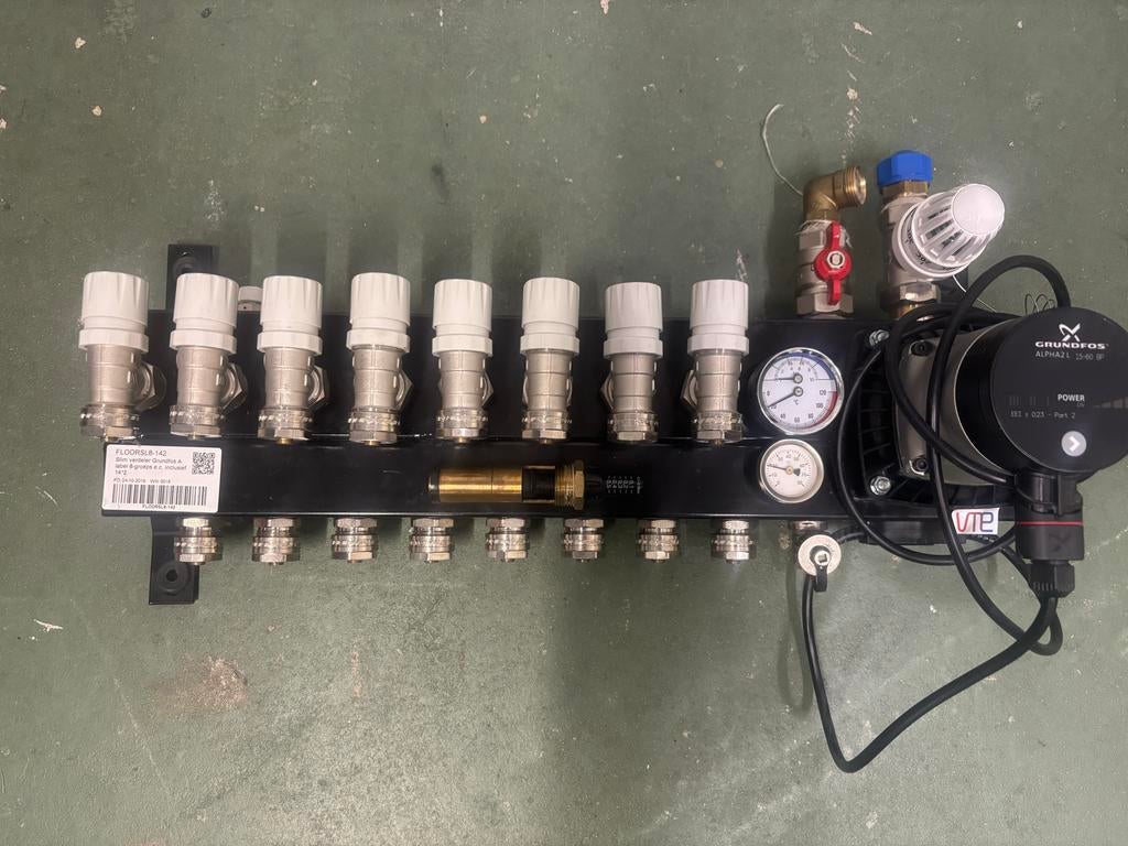 Vte slim verdeler 8-groeps met Grundfos Alpha2 pomp, Gebruikt, Minder dan 30 cm, Overige typen, Minder dan 60 cm