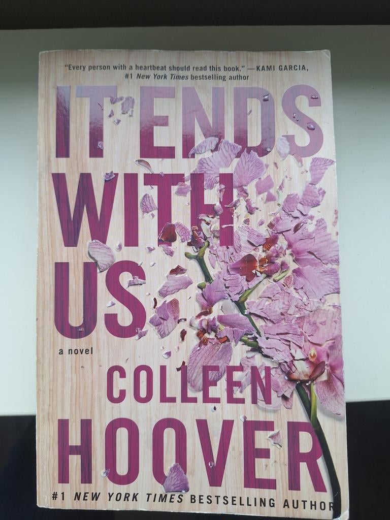 It ends with us, Boeken, Ophalen of Verzenden, Gelezen