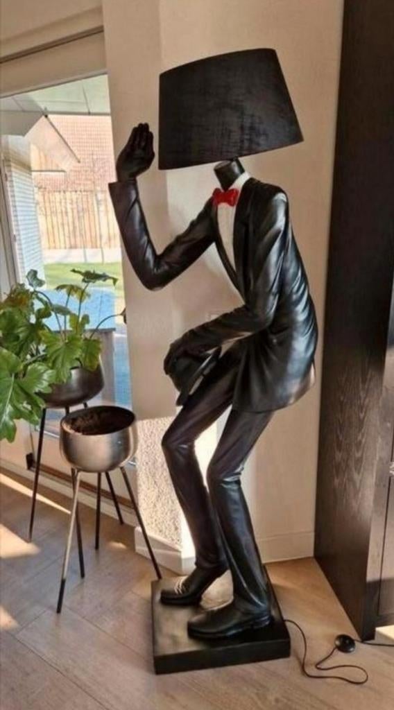 Lamp zwart man vloerlamp 183cm, Ophalen, Nieuw, 150 tot 200 cm