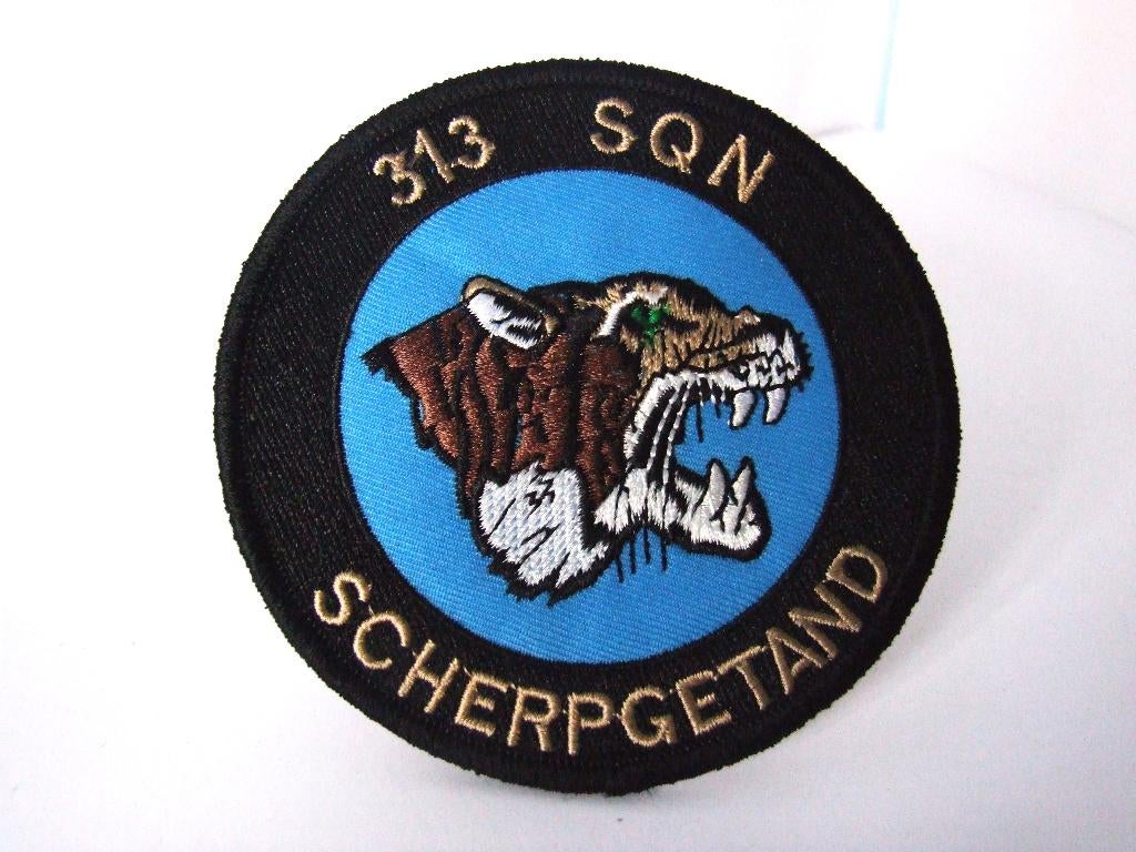 Patch,Embleem,KLU,SQN,313,Scherp,Getand, Verzamelen, Militaria | Algemeen, Verzenden, Luchtmacht, Nederland, Embleem of Badge