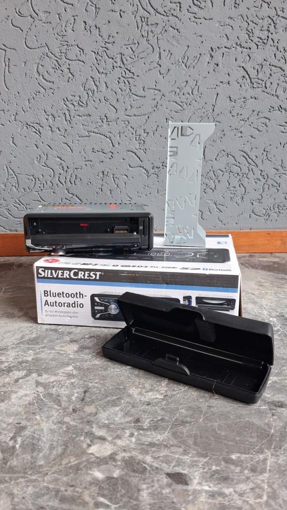 SilverCrest Bluetooth Autoradio SAB 160 A1, Ophalen of Verzenden, Zo goed als nieuw
