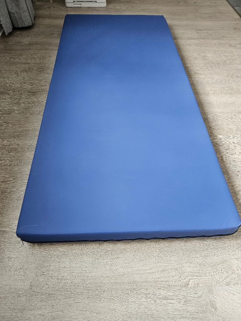 Zorgmatras koudschuim 90x200x15 Derion, Ophalen, 90 cm, Eenpersoons, Zo goed als nieuw