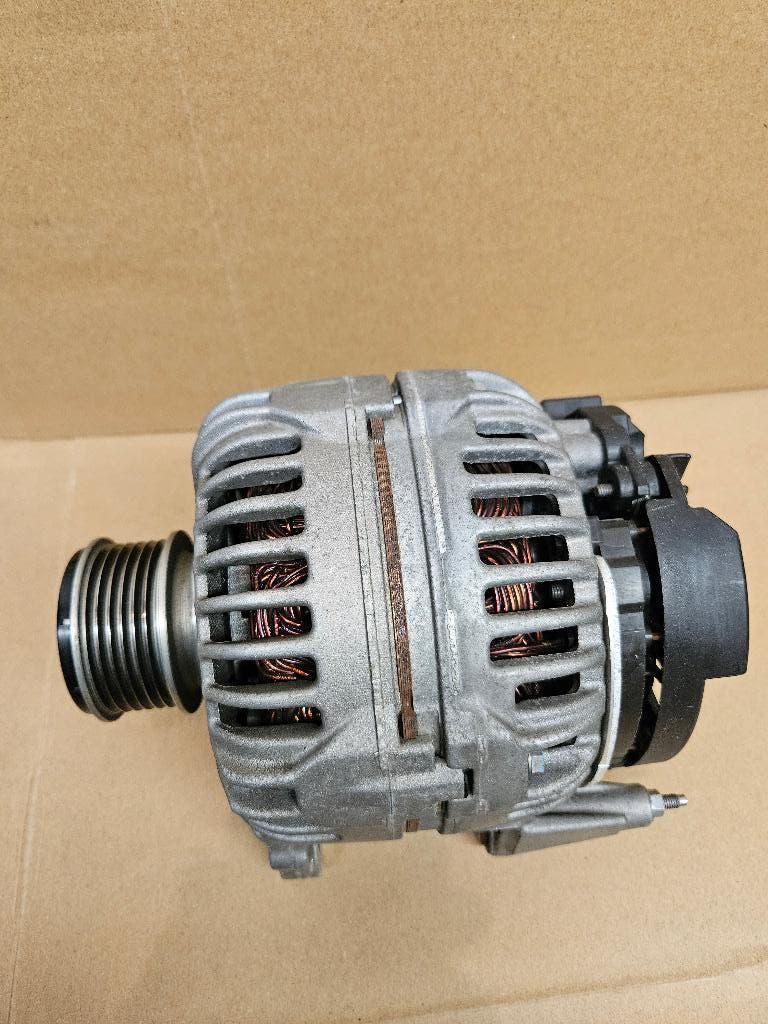 VW EOS 3.2 Bosch dynamo 0 124 525 091 14V 140A (getest), Ophalen of Verzenden