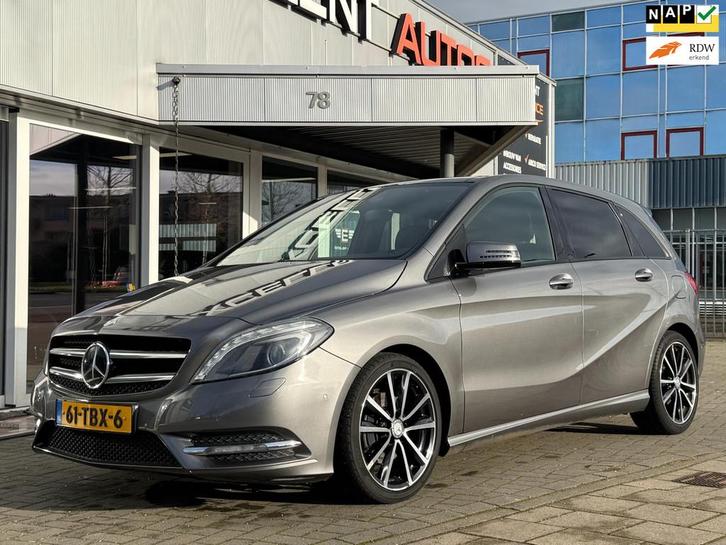 Mercedes-Benz B-klasse 180 Ambition - Panoramadak, Auto's, Mercedes-Benz, Bedrijf, Te koop, B-Klasse, ABS, Airbags, Airconditioning