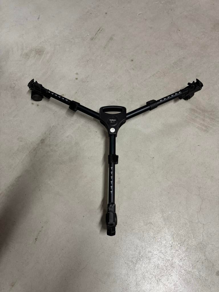 Velbon DL-11 dolly voor driepoot statief, Audio, Tv en Foto, Fotografie | Statieven en Balhoofden, Ophalen of Verzenden, Gebruikt