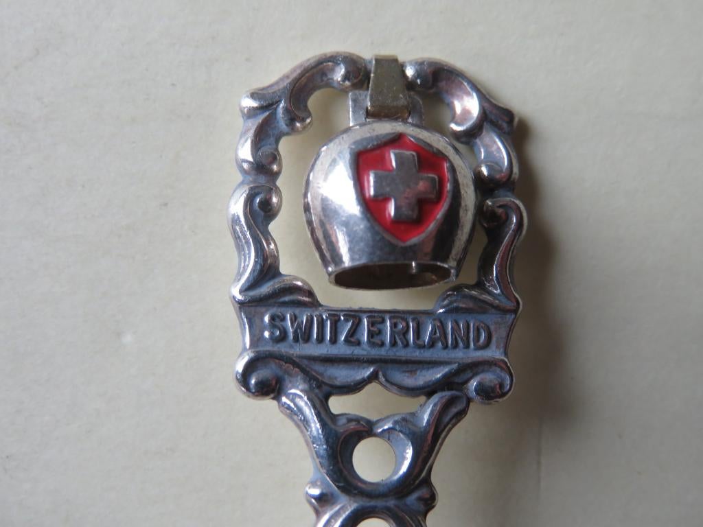 Verzilverd lepeltje Switserland / Zwitserland koeienbel, Verzenden