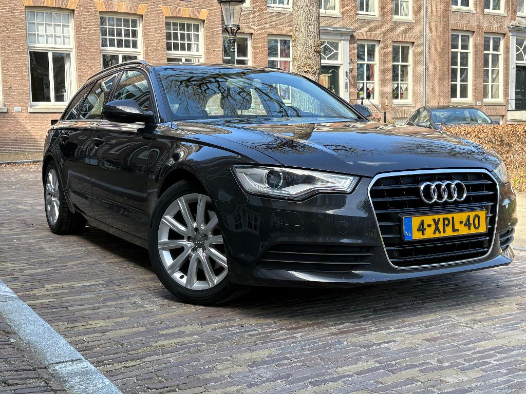 Audi A6 2.0 TFSI 132KW Avant Multitronic 2014 Grijs, Auto's, Zwart, 1984 cc, 179 pk, Origineel Nederlands