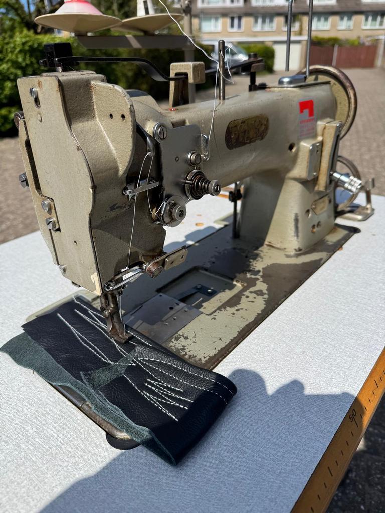 Industriële Pfaff naaimachine 3 voudig transport, Hobby en Vrije tijd, Naaimachines en Toebehoren, Ophalen, Naaimachine, Pfaff