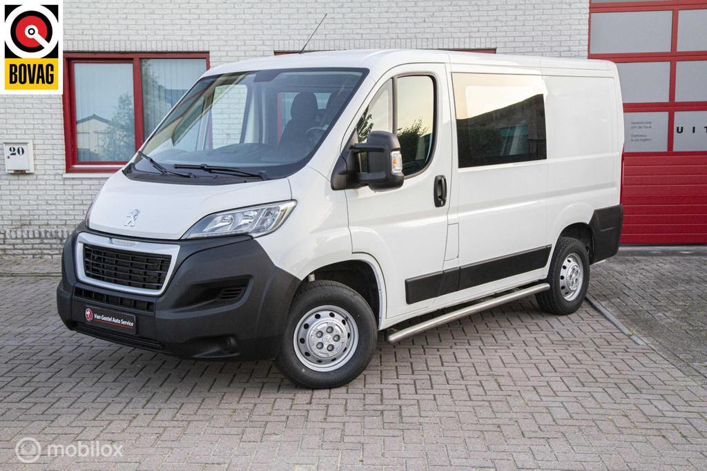 Peugeot Boxer Bestel 330 2.2 BlueHDi 120 DUBBELCABINE/6PERS, Auto's, Bestelauto's, Gebruikt, Zwart, 4 cilinders, Wit