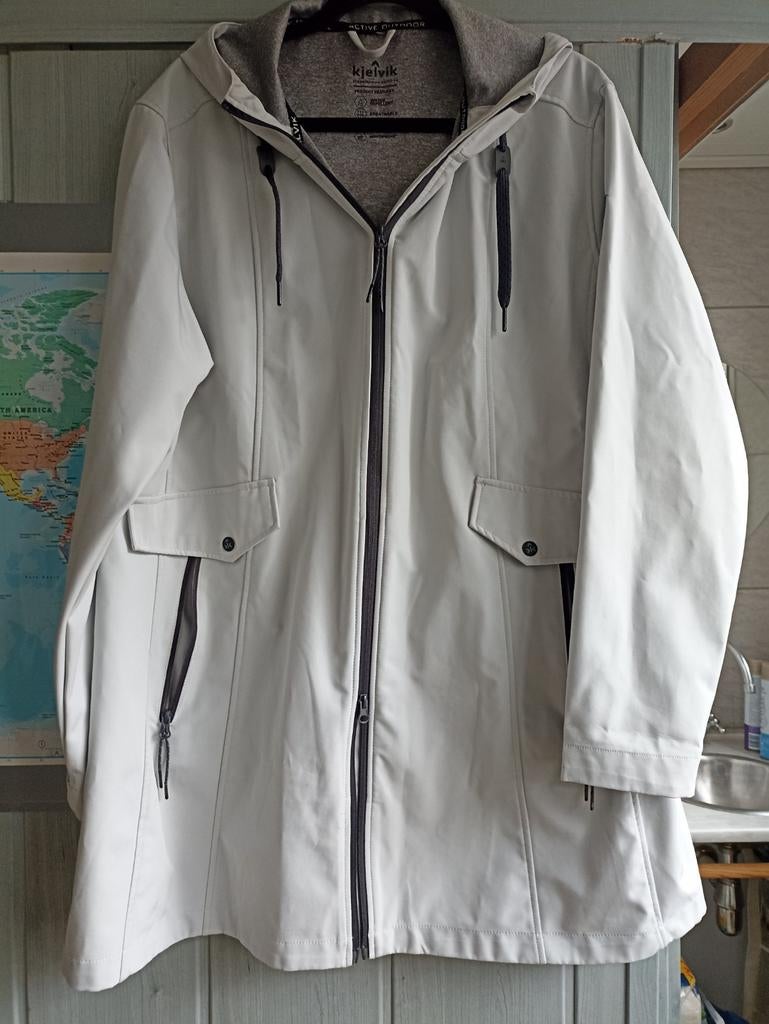 Sportieve voorjaarsjas - Zo goed als nieuw, Kleding | Dames, Jassen | Zomer, Ophalen of Verzenden, Zo goed als nieuw, Maat 42/44 (L)