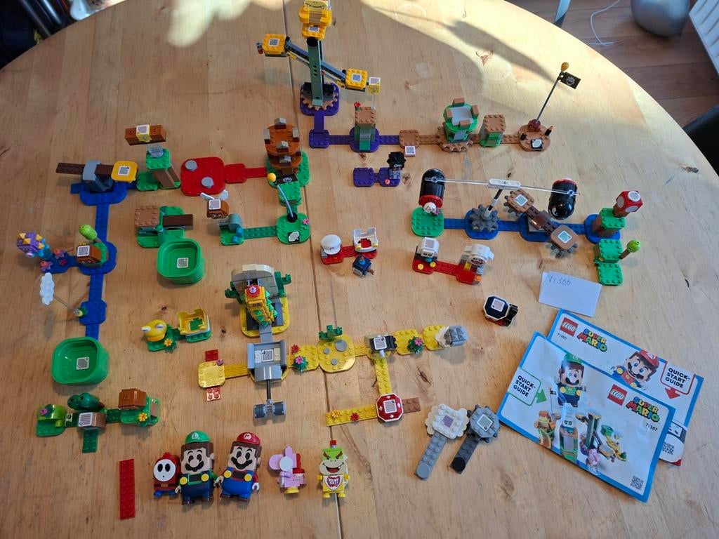 Grote LEGO Super Mario set met figuren en instructies, Lego, Ophalen of Verzenden, Zo goed als nieuw, Inclusief minifiguren