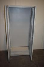 Stalen lichtgrijze draaideurkast/archiefkast/opbergkast, Niet ingevuld, Niet ingevuld, Nieuw, Met slot