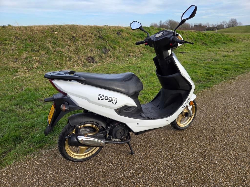 Agm fly bromscooter, Ophalen of Verzenden, Gebruikt, Benzine