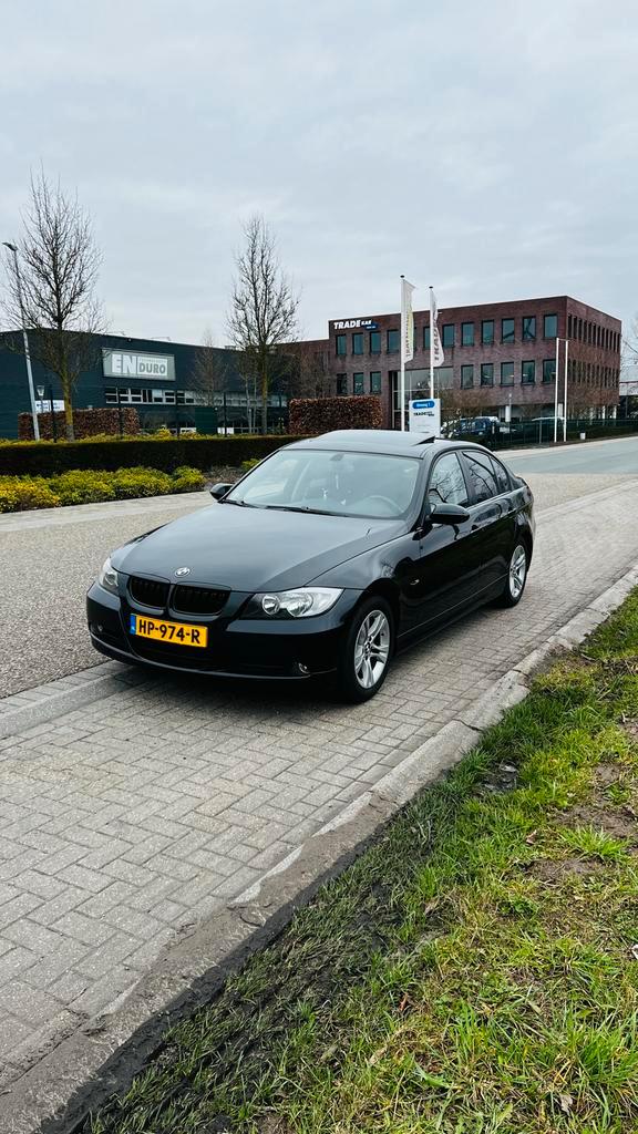 BMW 3-Serie 2.0 I 3.18i 2006 High Executive  Zwart Carplay, Auto's, BMW, Particulier, 3-Serie, Open dak, Benzine, B, Sedan, Handgeschakeld