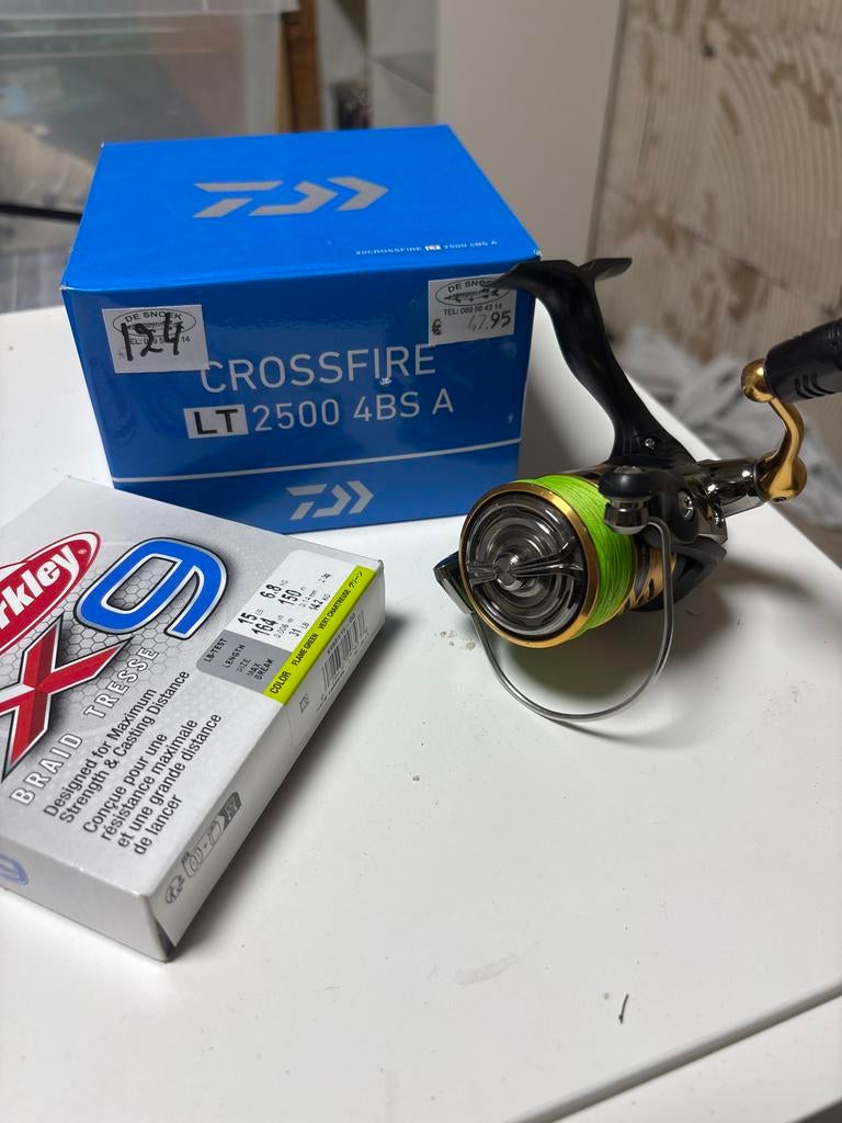 Daiwa Crossfire LT 2000 met Berkley X9 lijn, Ophalen of Verzenden, Gebruikt, Molen