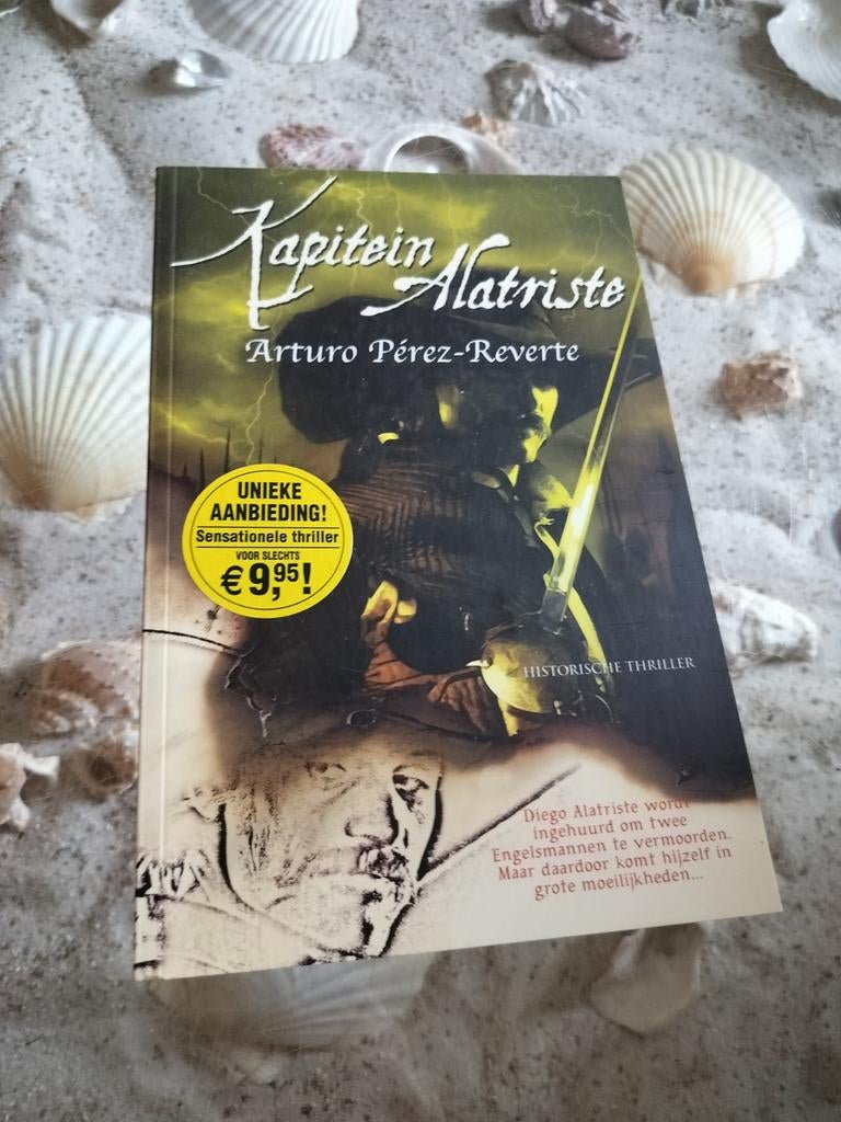 Arturo Pérez-Reverte - Kapitein Alatriste, Boeken, A. Pérez-Reverte, Ophalen of Verzenden, Zo goed als nieuw
