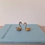 2 vintage messing zwanen beeldjes, Ophalen of Verzenden, Zo goed als nieuw, Dier