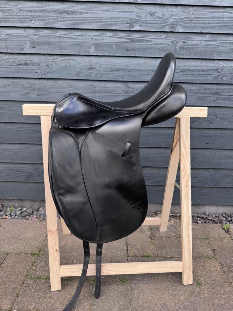 Kentaur Penelopa 18” fit 1 dressuurzadel, Dieren en Toebehoren, Ophalen of Verzenden, Gebruikt, Dressuur