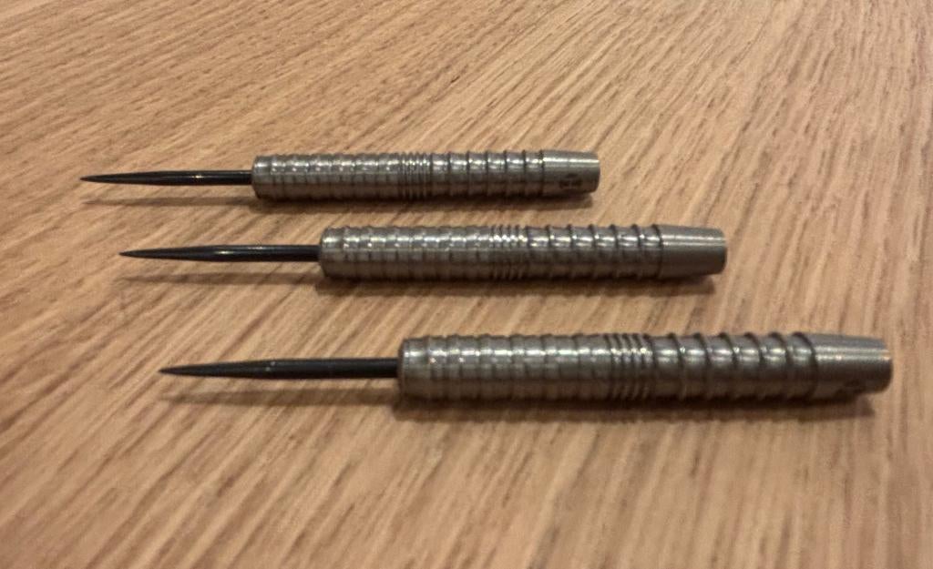 Harrows Razr Parallel 90% – 28 gram, Ophalen, Gebruikt, Pijlen