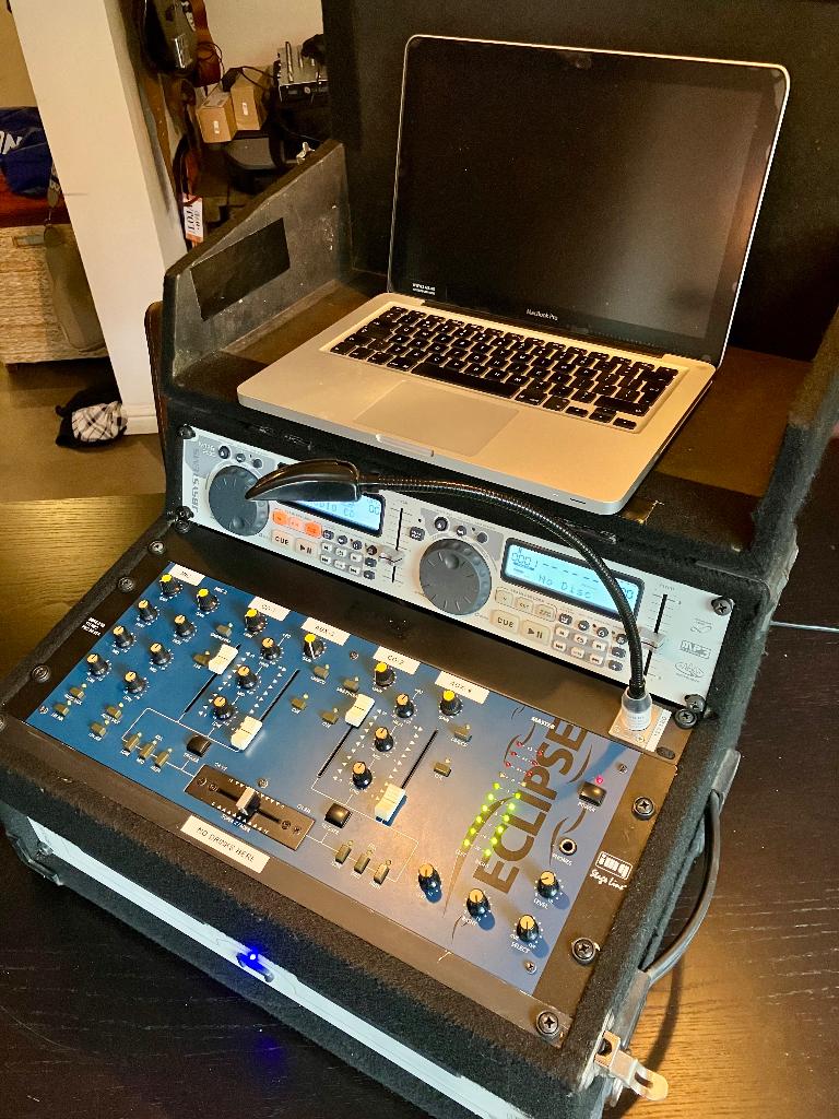 My first dj-set met dual cd en img mixer in case izgs, Muziek en Instrumenten, Dj-sets en Draaitafels, Ophalen, Gebruikt, Dj-set