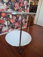 Tafel van melkglas rijdend 45 breed 61 hoog 30 euro, Ophalen, Rechthoekig, Glas, 75 cm of meer