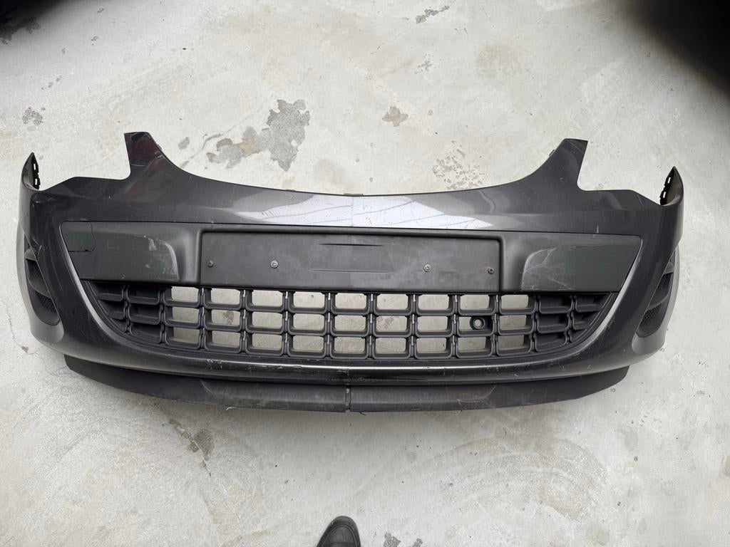 Grijze voor Bumper- Opel Corsa C model, Auto-onderdelen, Gebruikt, Voor, Opel, Ophalen of Verzenden