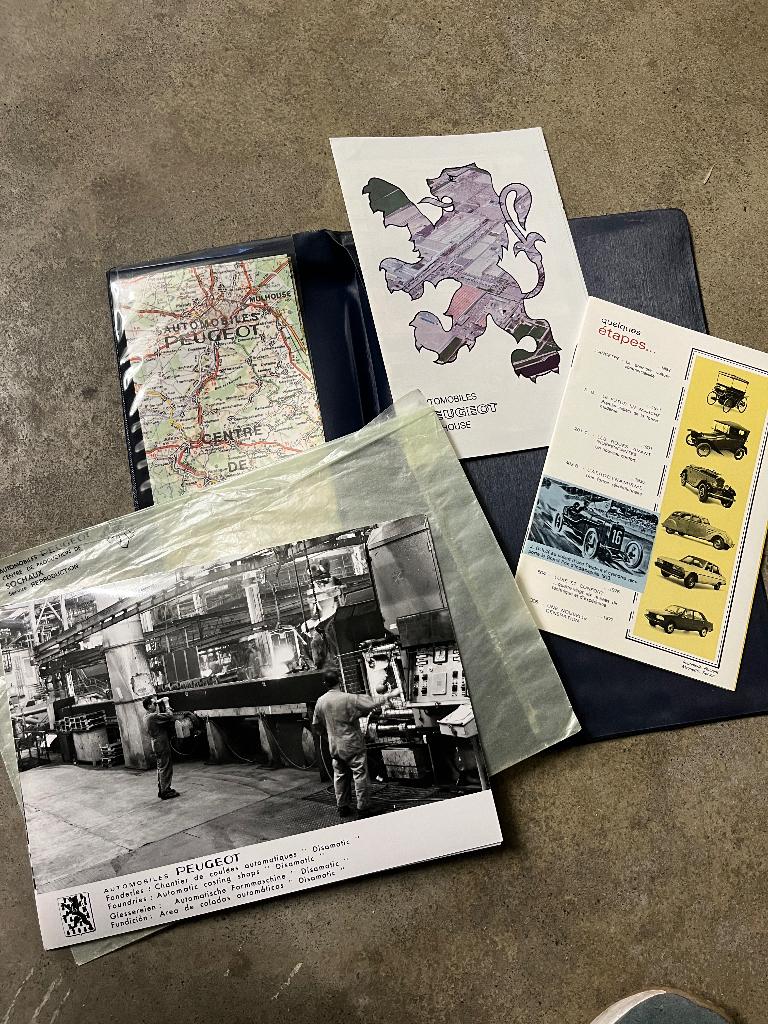 Documentatie Peugeot fabriek Sochaux 1977, Peugeot SA, Ophalen of Verzenden, Zo goed als nieuw, Peugeot