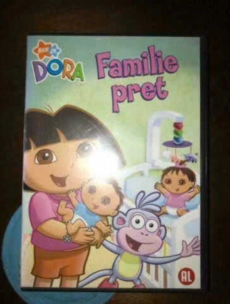 dvd van dora familie pret, Alle leeftijden, Ophalen, Gebruikt