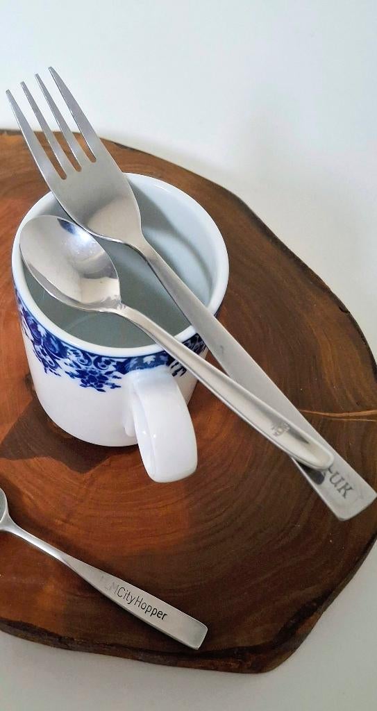 1 NLM lepeltje en 1 AIR UK vorkje. Collec. Items. Spec. Edit, Verzamelen, Luchtvaart en Vliegtuigspotten, Ophalen of Verzenden