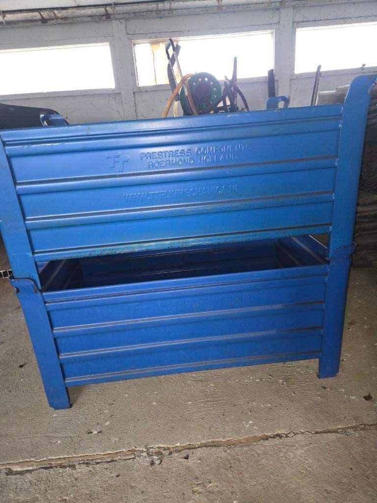 stapelbakken, Ophalen, 100 cm of meer, 60 cm of meer, Bak of Kist