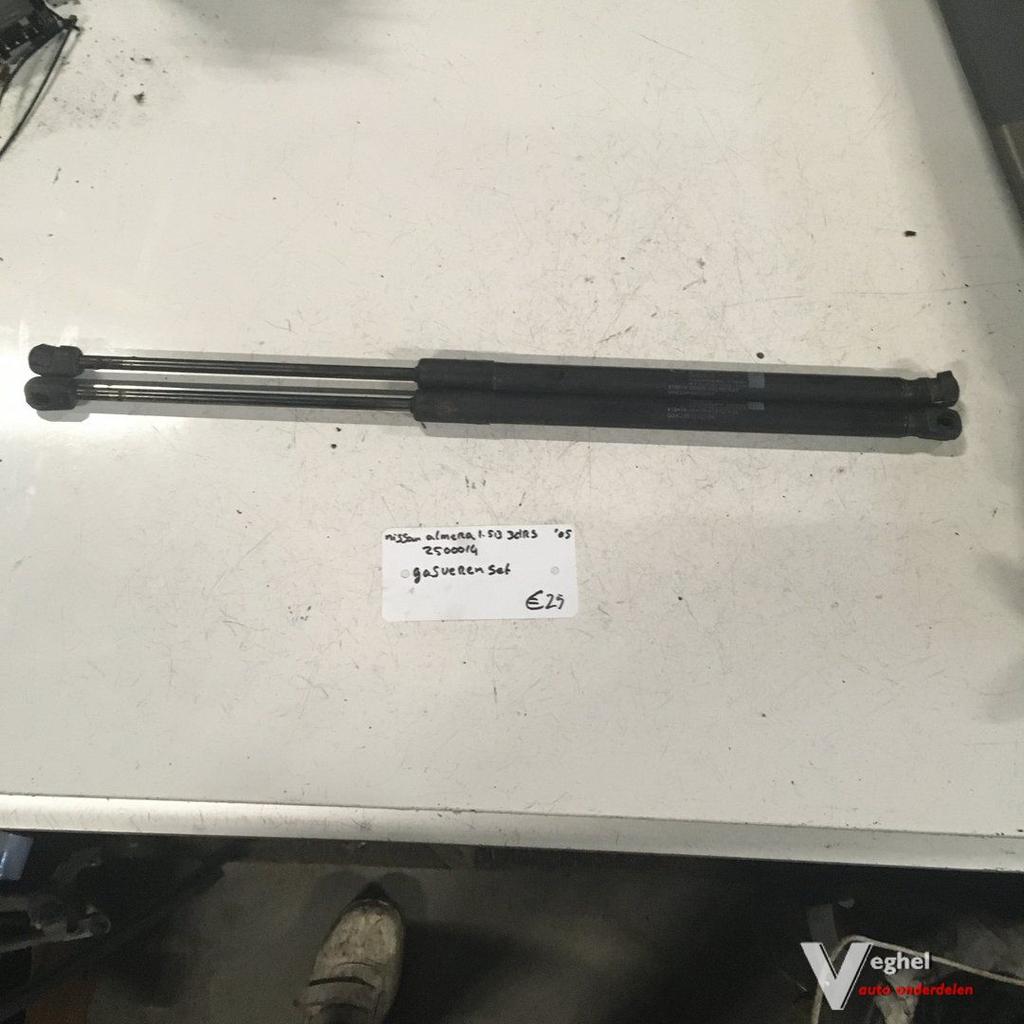 Nissan Almera 1.5 B 3drs 2005 2500014  Gasveren set achter, Auto-onderdelen, Gebruikt, -, -, Ophalen of Verzenden