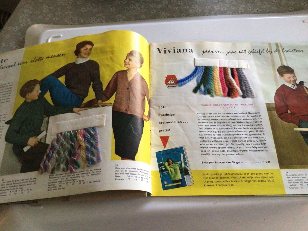 3 Suisses Breigids 1962 met beschrijvingen voor breimachine, Ophalen of Verzenden, Gebruikt, Breien, Patroon of Boek