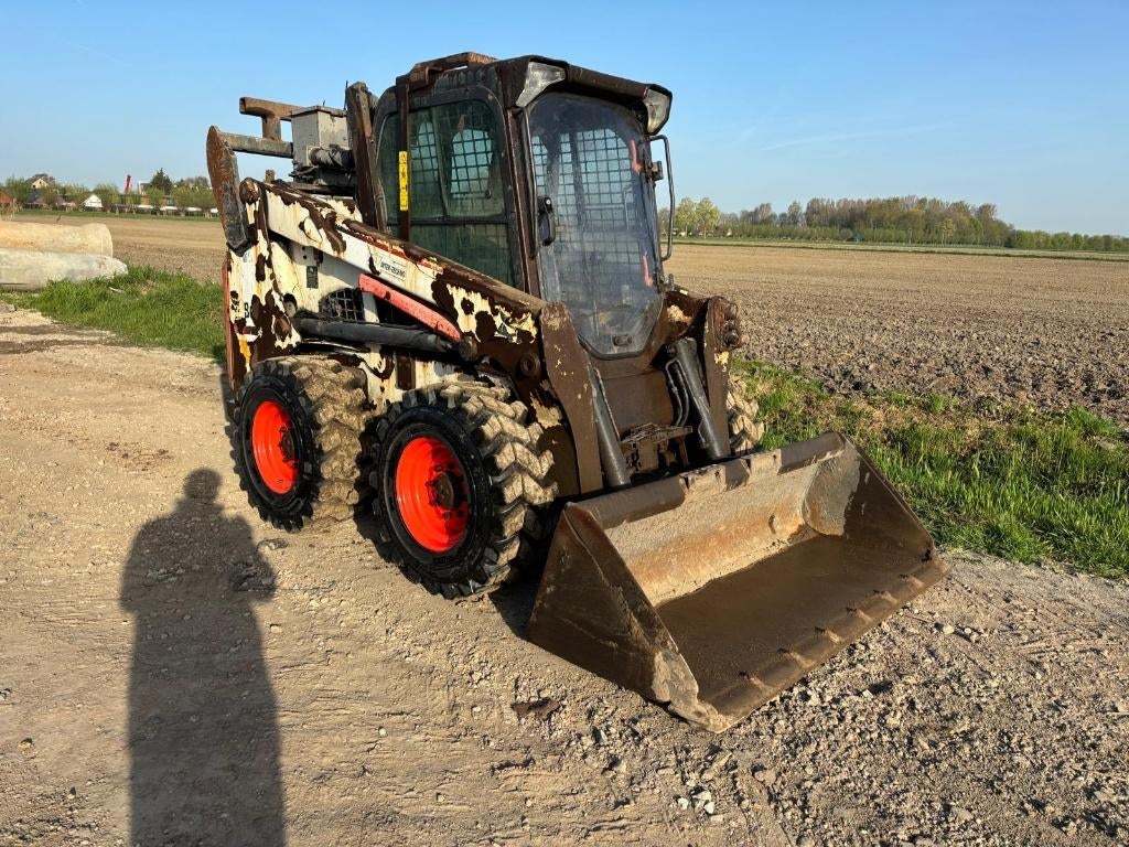 Bobcat S630, Ophalen, Wiellader of Shovel
