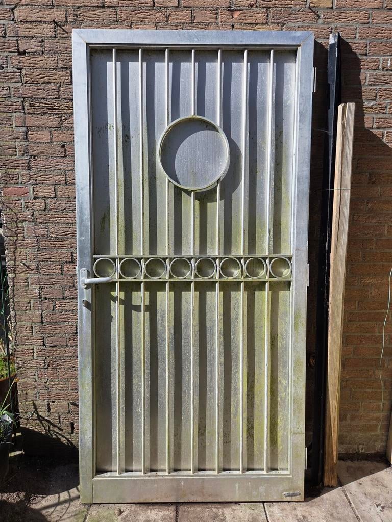 Zwaar aluminium hek uit bankgebouw 103x210,5 cm, Doe-het-zelf en Verbouw, Deuren en Horren, Gebruikt, Overige typen, Metaal, 200 tot 215 cm