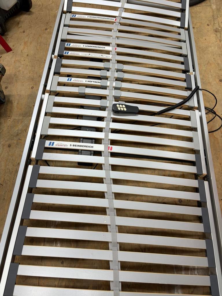 Elektrische lattenbodem, Ophalen, 90 cm, Eenpersoons, Zo goed als nieuw